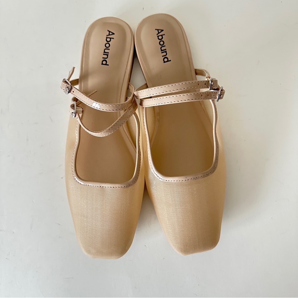 Abound Raven Women's Mule in Beige Sand Synthetic, Sz 7.5 Preowned, perfect cond